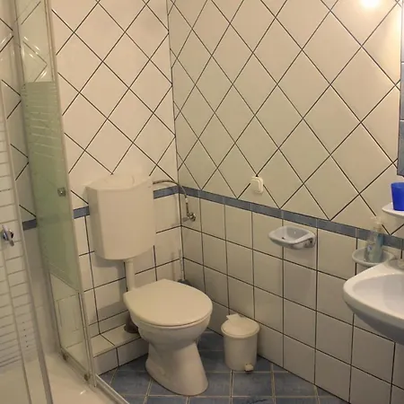 Szanto アパート *